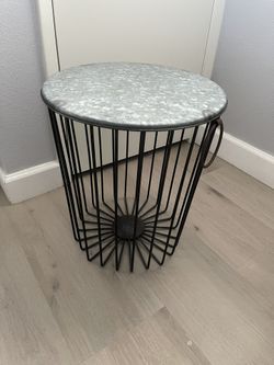 Decor Table