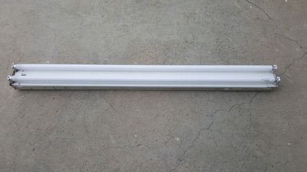 4ft. Linear Shop Light