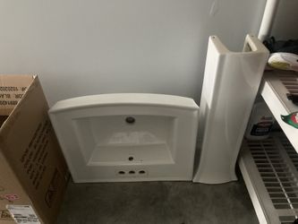 Pedestal Sink
