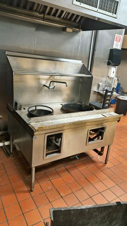Commercial wok station