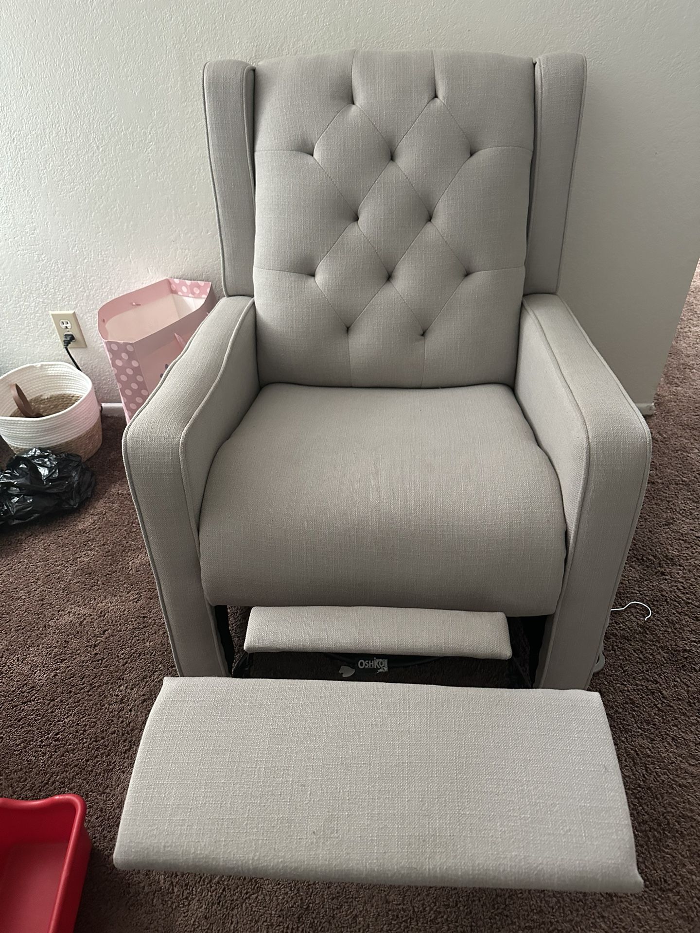 Nursery Rocking Chair / Recliner