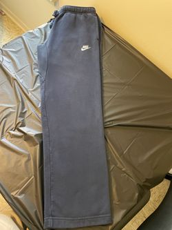 Men Nike Sweatpants (size large)