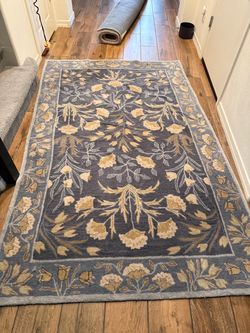 Rug 93x58inches