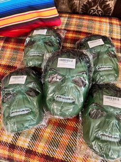 Kid’s Hulk mask