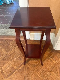 Small wood plant stand / side table