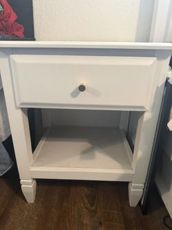 2 Side Bed Night Stands