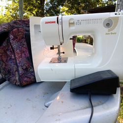 Janome Jem Gold 660