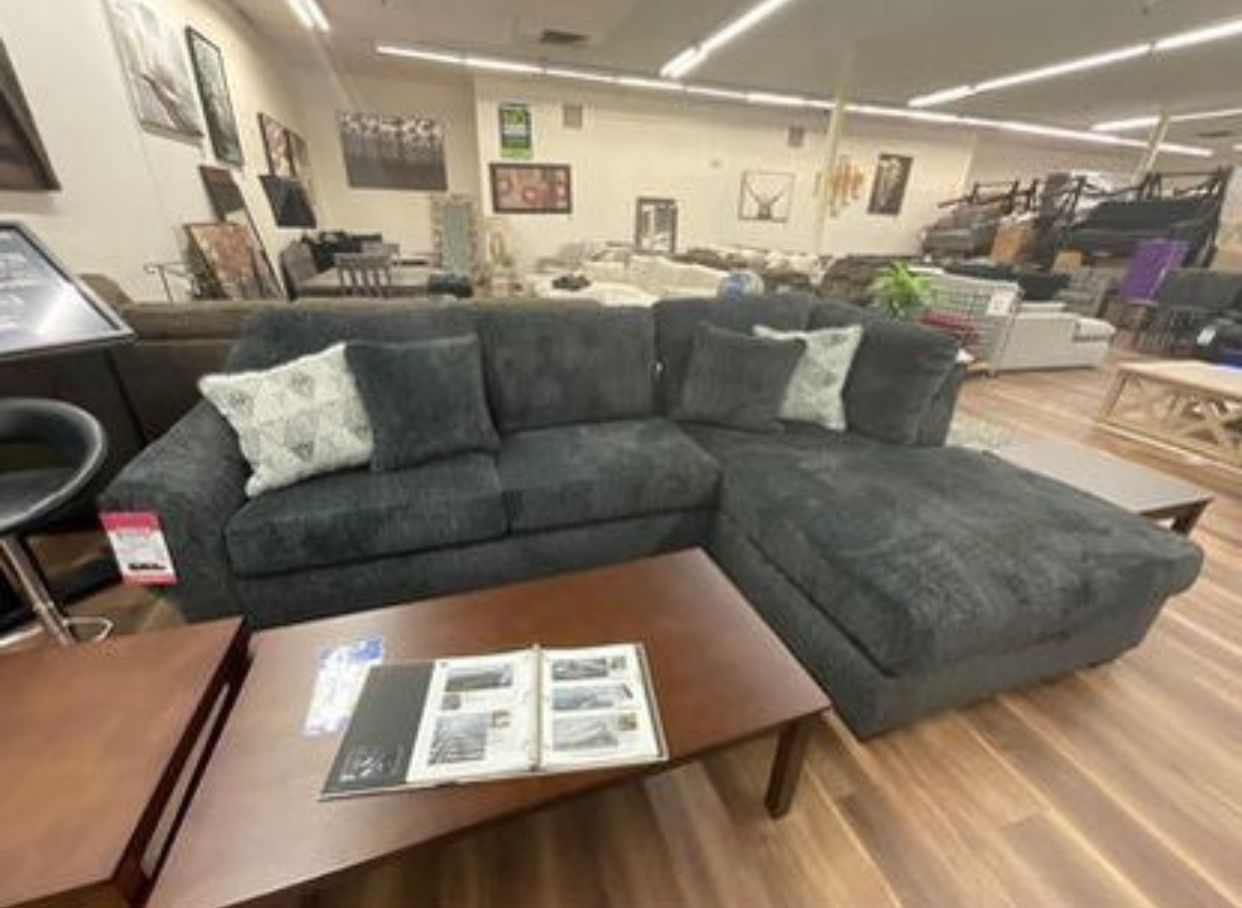 Ashley Brand Sectional Sofa Couch 