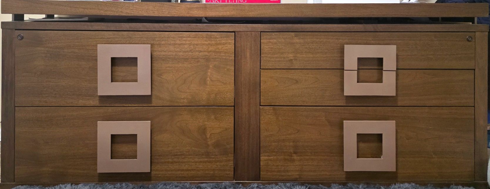 Comoda By Antoine Proulx