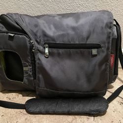 Fisher-Price fast Finder deluxe diaper bag