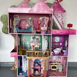  KidKraft Storybook Mansion Dollhouse