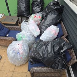 2,500+ Recylcable Bottles And Cans.