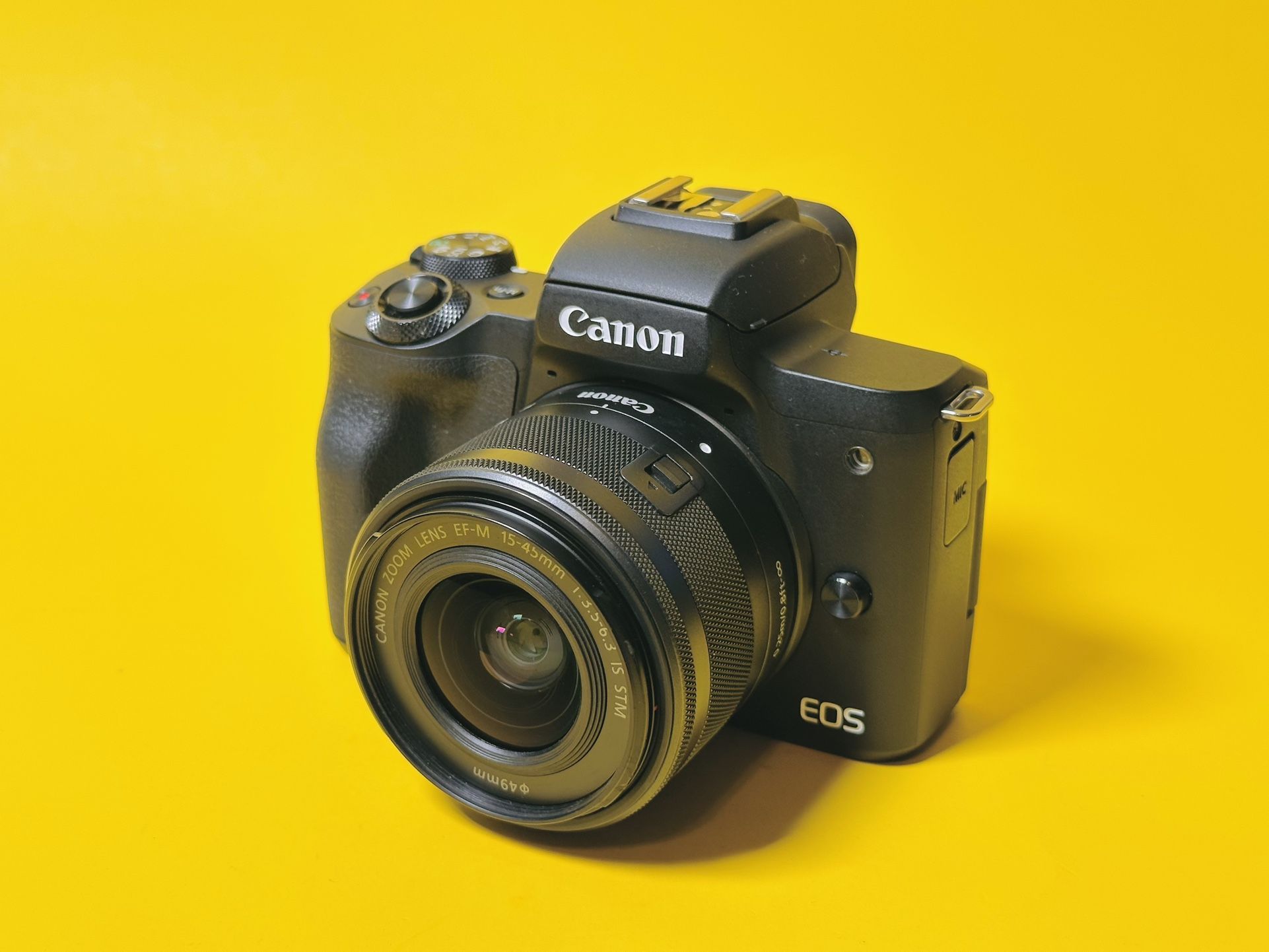 Canon M50 Mark II w/ Kit Lens