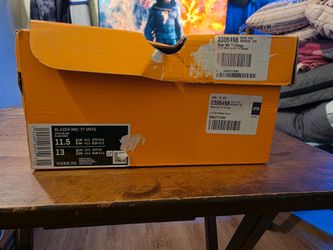 Nike blaze mid 77'