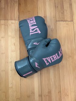 Girls boxing gloves