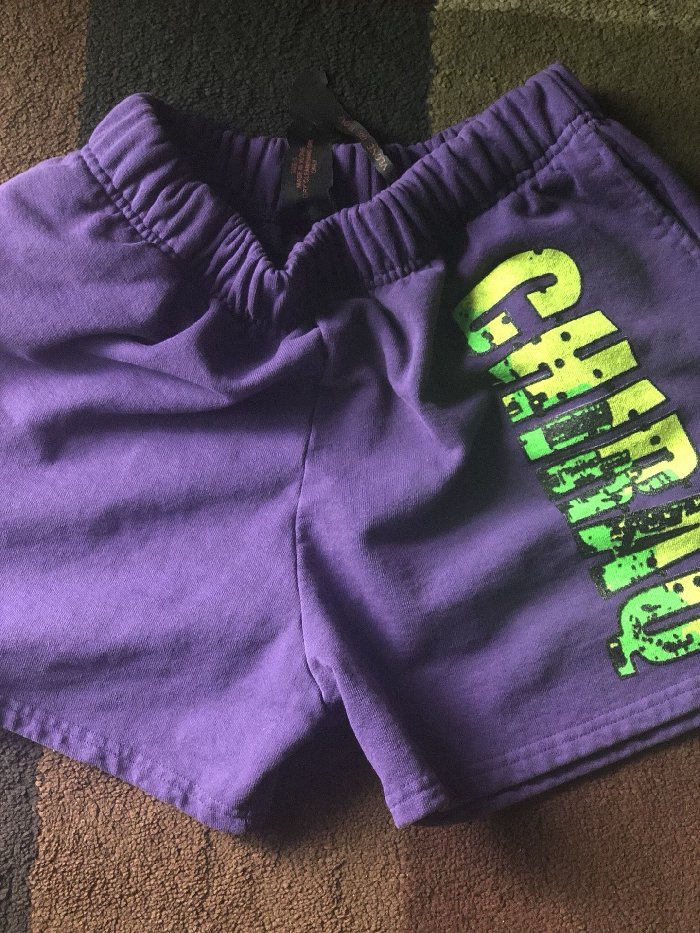 VLONE CHIRAQ SHORTS