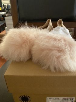 Ugg Jennie Fluff House Shoes. Size 10