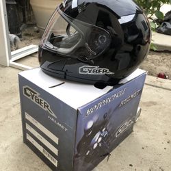 Motorcycle helmet ca