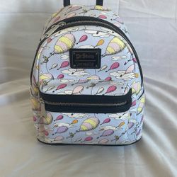 Dr. Seuss Mini Lounge Fly Bag
