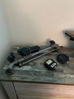 Infiniti G37 Windshield Wiper Motor