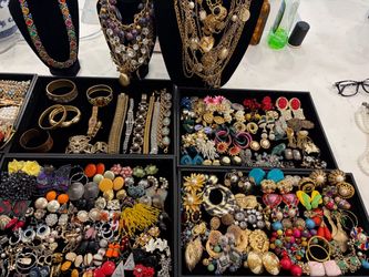 Large Vintage Costume Jewelry Lot