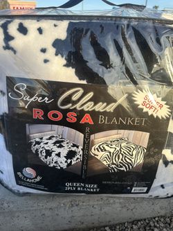 Cobertor 2 Play.  Dos Vistas.  $45. Queen Size 