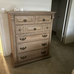 Free Dresser