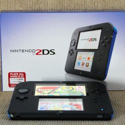 NEW NINTENDO 2DS + 200 GAMES + CHARGER + Warranty 