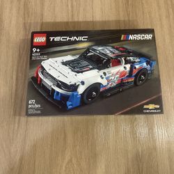 Lego Technic NASCAR Next Gen Chevrolet Camaro