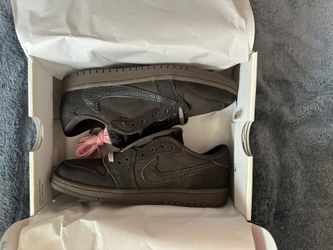 DS travis Scott Jordan 1 low velvet brown ps size 3y 