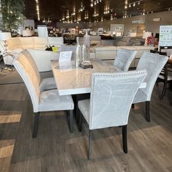 7PC Dining Room Set 