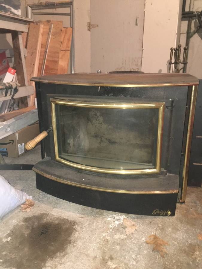 Derco grizzly wood burning stove