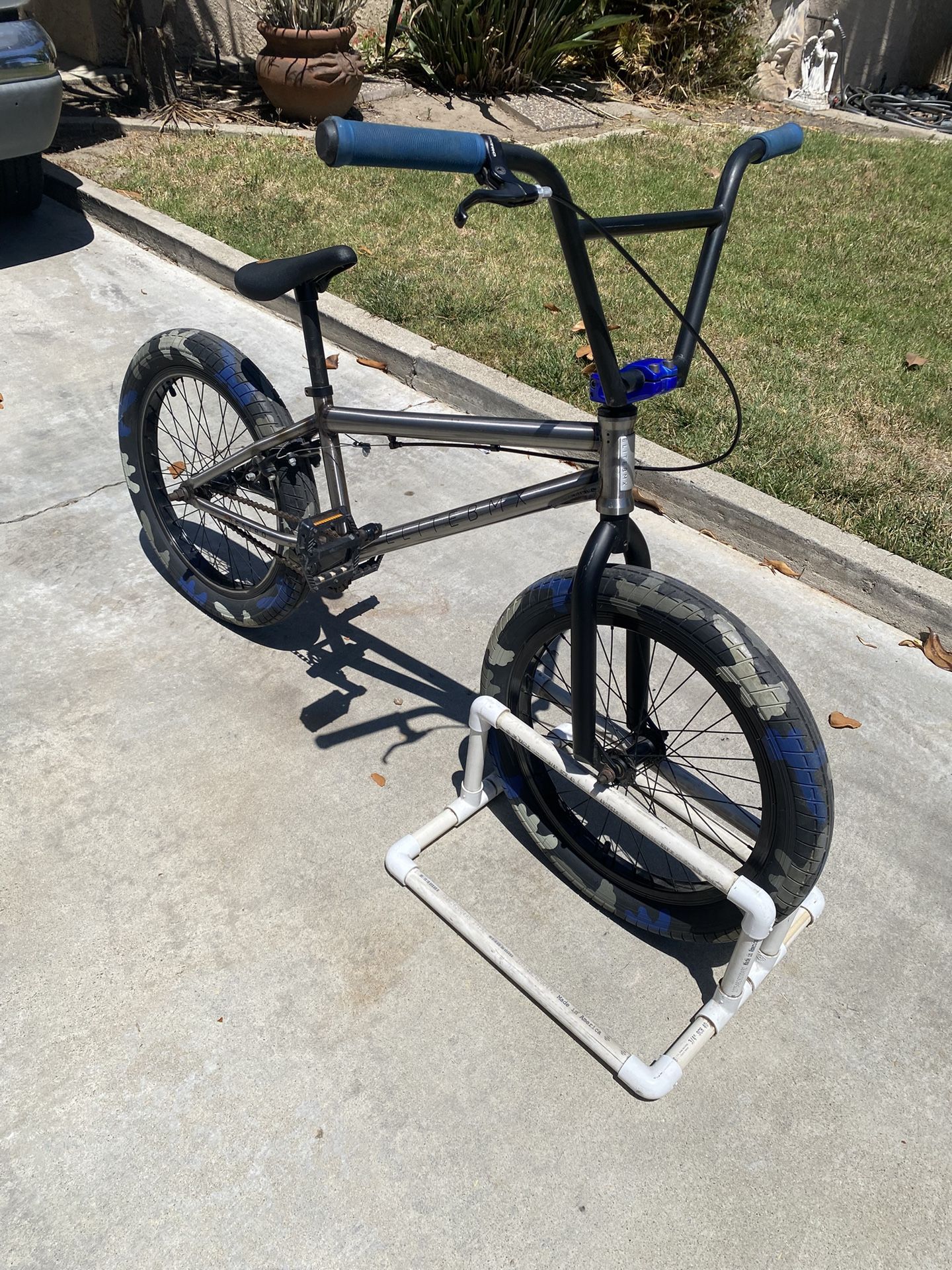 Elite BMX Bike