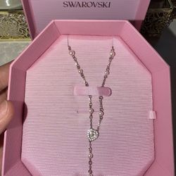 Swarvoski x Ariana Grande Pearl Necklace