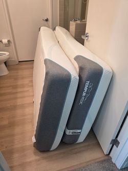 2x XL split king mattresses