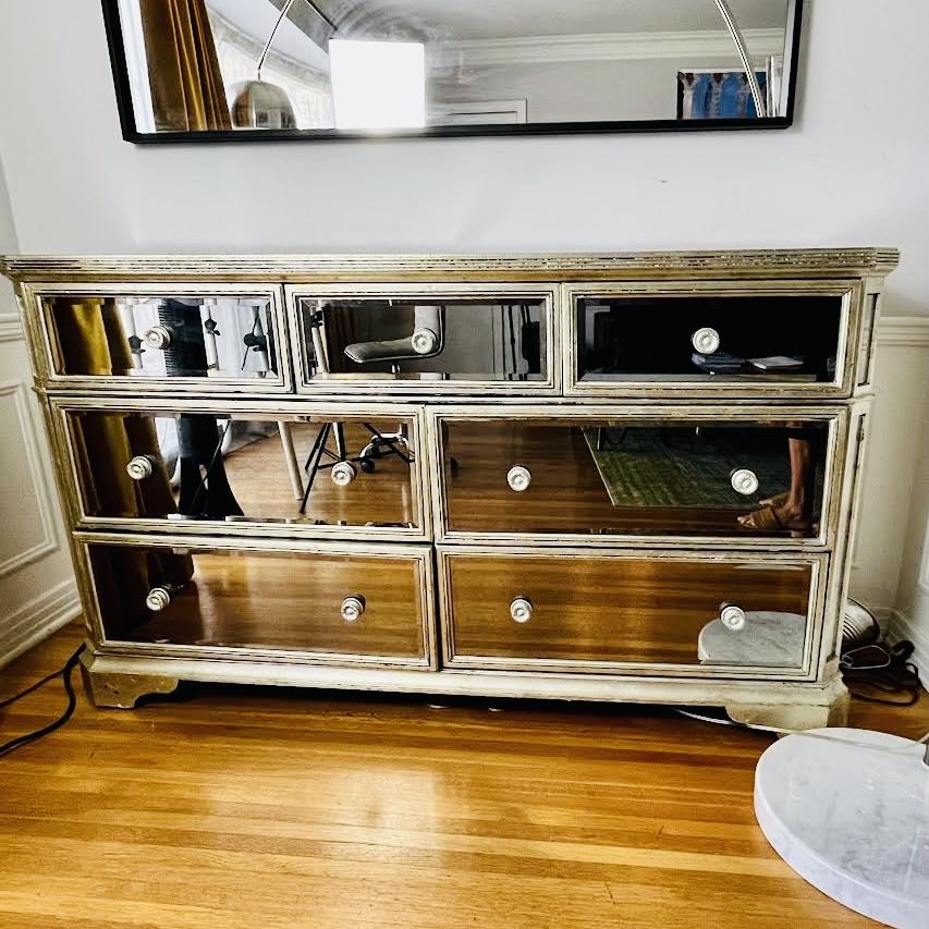 Z Gallerie Borghese mirrored 7 drawer chest dresser