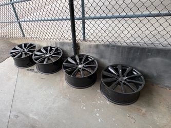 Tesla/camry rims for sale