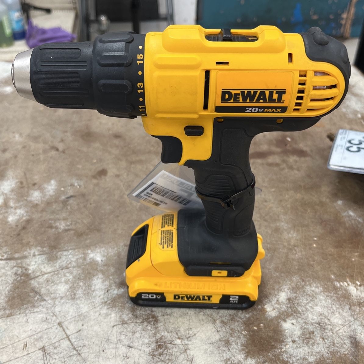 Dewalt Drill With Battery 