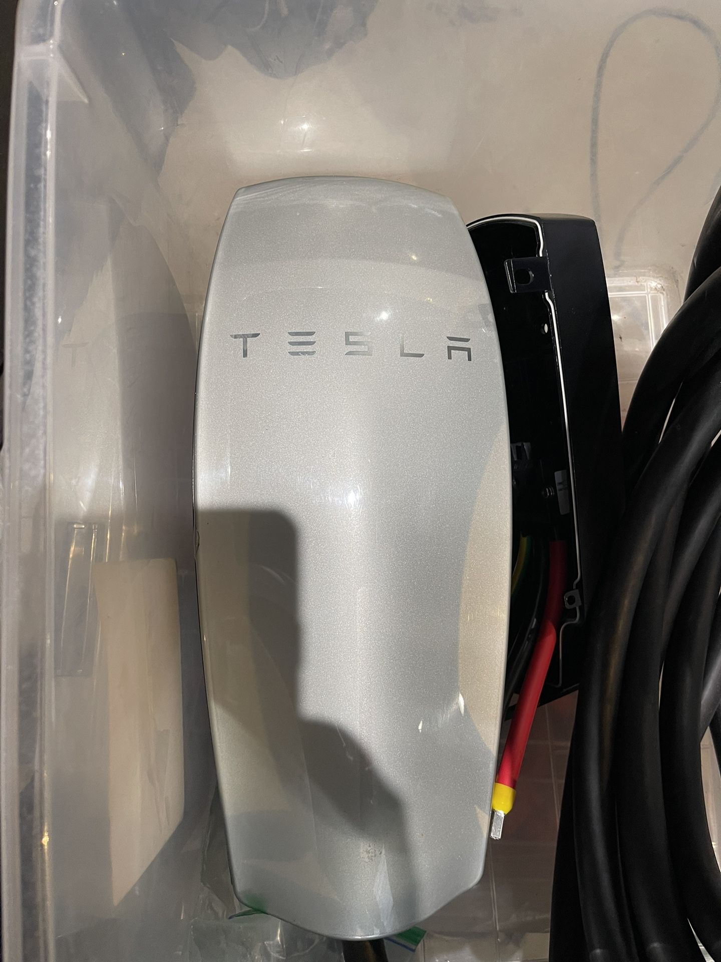 TESLA Wall Charger 100 Amp/80amp Duty Cycle
