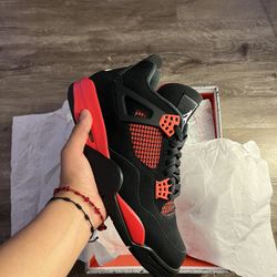 Jordan 4 Red Thunder Size 11.5 VVVNDS 