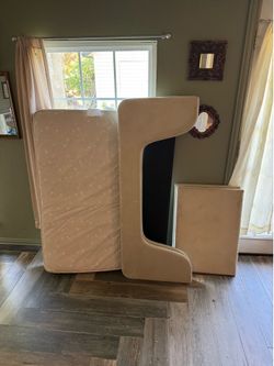 Toddler bed & pottery barn mattress