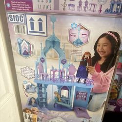 Brand New Frozen Playhouse/castle 