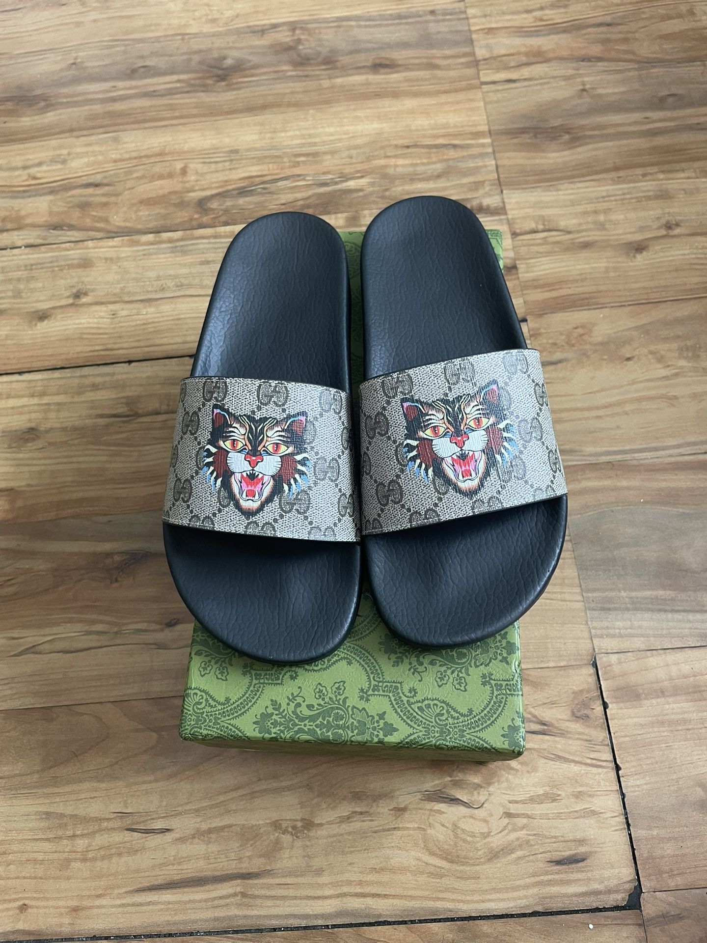 Gucci Slides