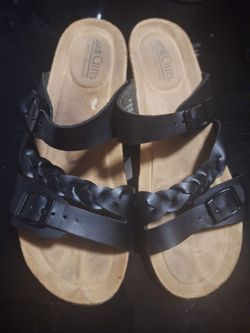 Womens sandals sz 8.5