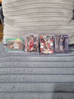 Caitlin Clark basketball card lot/taking offers