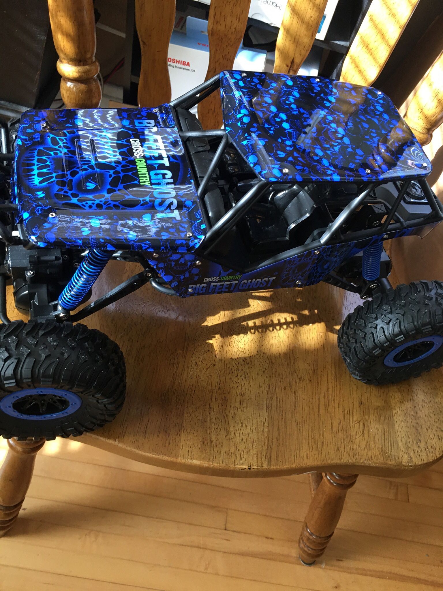huge r/c car toy
