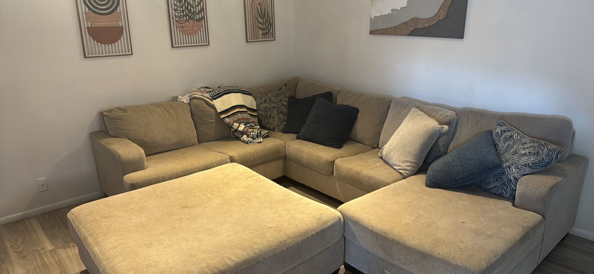 Large Sectional Couch With Ottoman