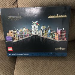 LEGO Harry Potter Diagon Alley Wizarding Shops Collectible Building Set 76444
