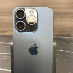 iPhone 15 Pro 256gb Unlocked ID: 60450