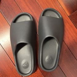 Adidas Yeezy Slides